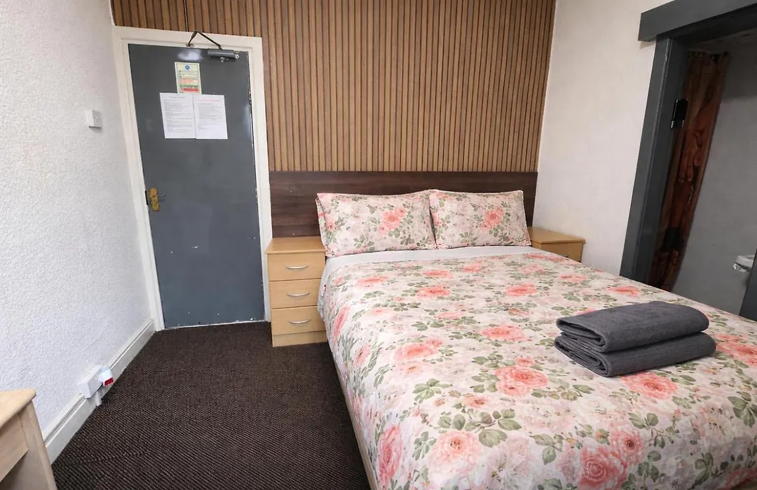 Blackpool Central Hotel-1