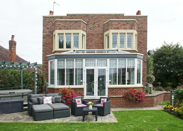 Number One St Lukes Bed & Breakfast Blackpool